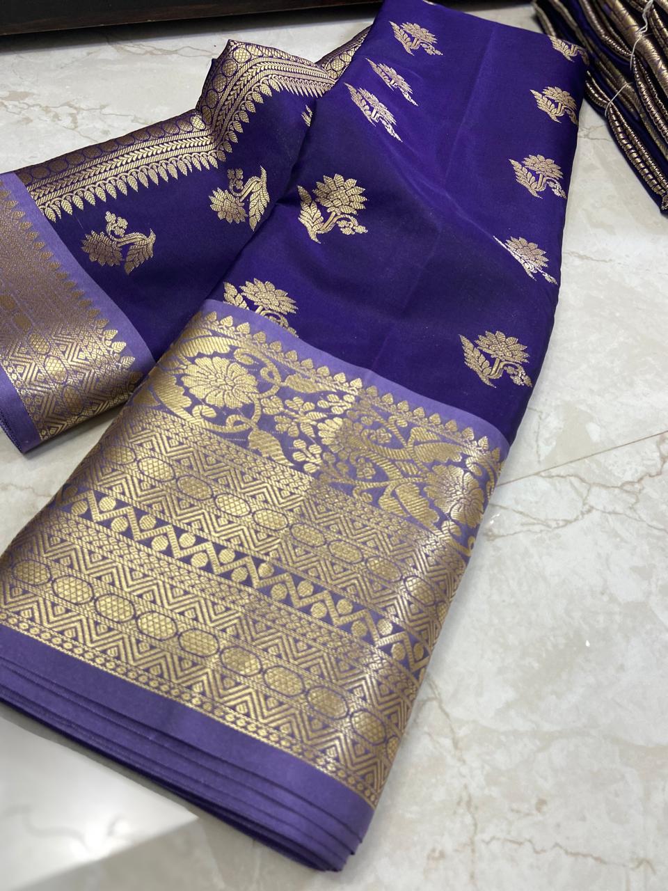 Banarasi Katan Silk Saree with Kanchi Border & Double Zari Butti Design